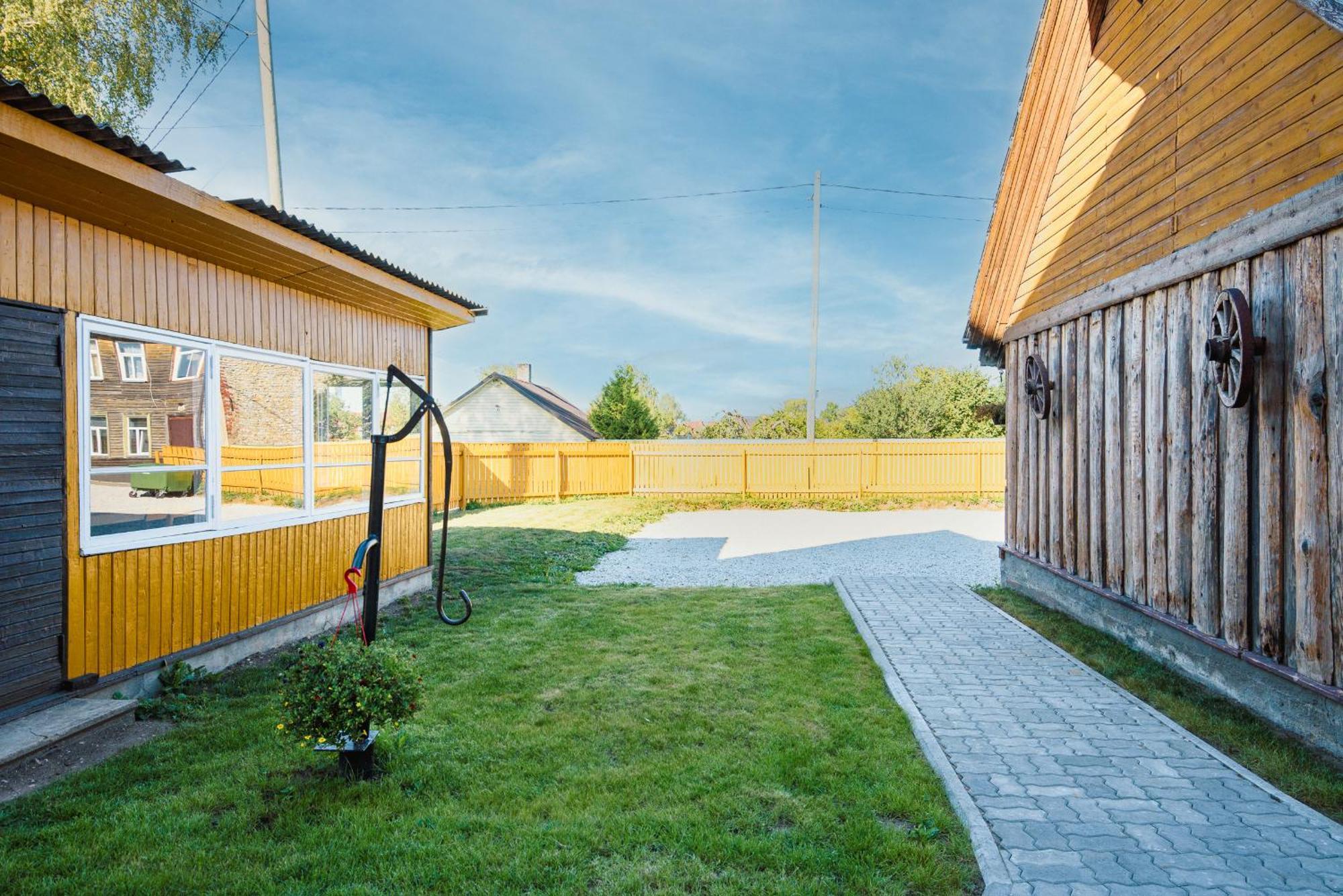 Posti Guesthouse Rakvere Exterior foto